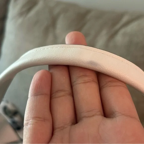 Juicy Couture Matching Duffel & Barrel Bag Set |Premium Free Gift Included - Picture 15 of 16